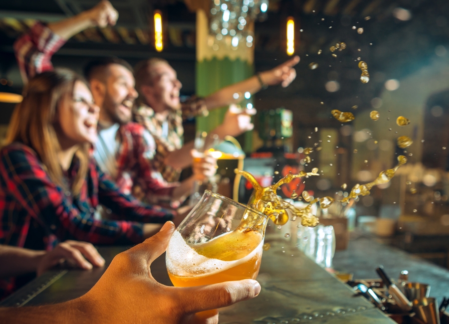 3 Ways Restaurants Can Score Big During March Madness